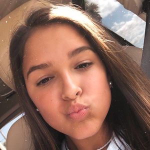 Meet your Posher, Carly